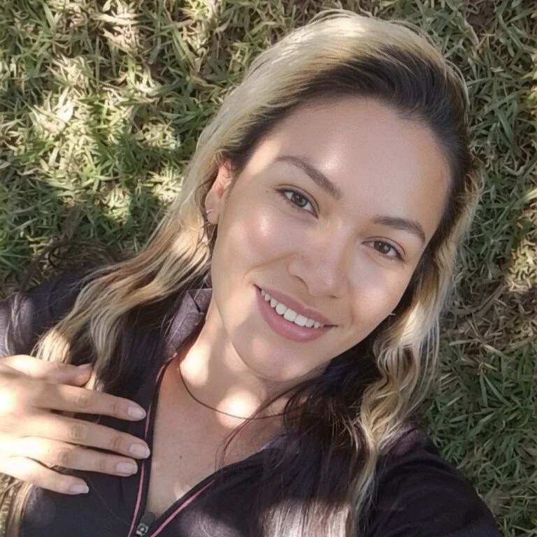 Perfil de alonddra_tay