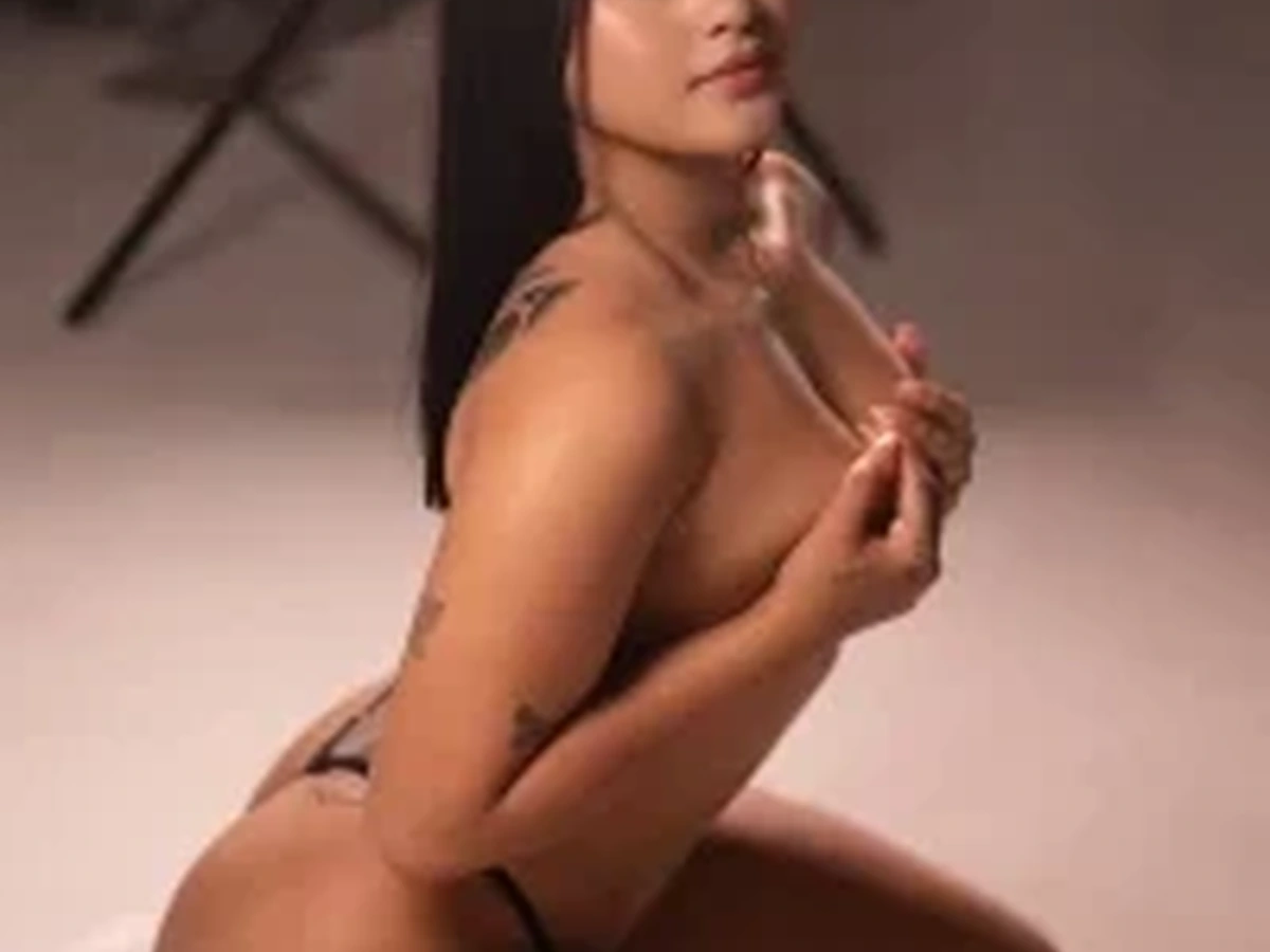 Colombian Live Cams adult model snapshot
